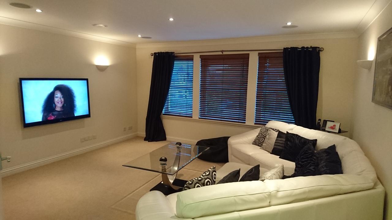 Crown Luxury Serviced Apartment Inverness Kültér fotó